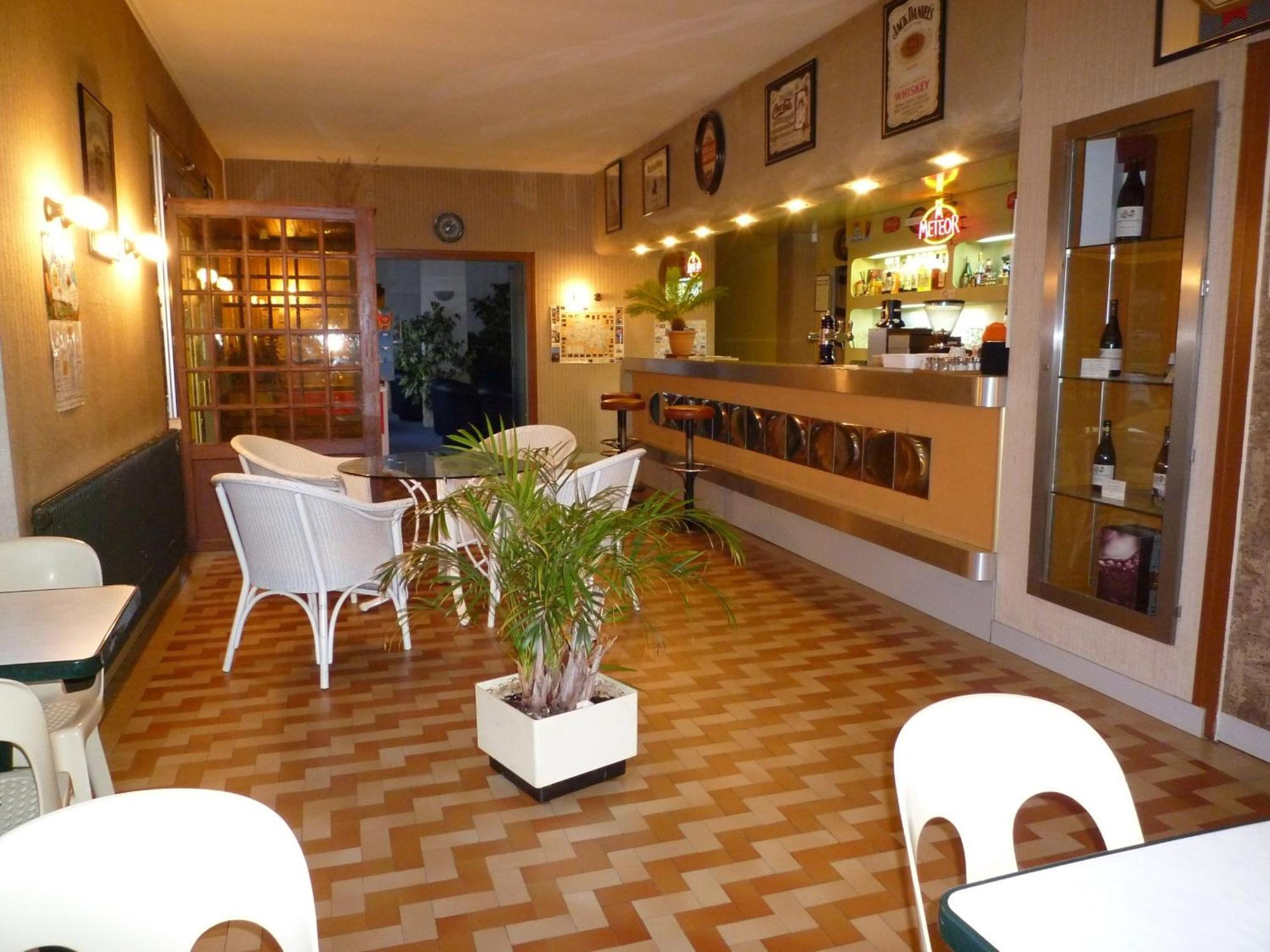 Le Relais De La Route Bleue Hotel Saint-Loup  Bagian luar foto
