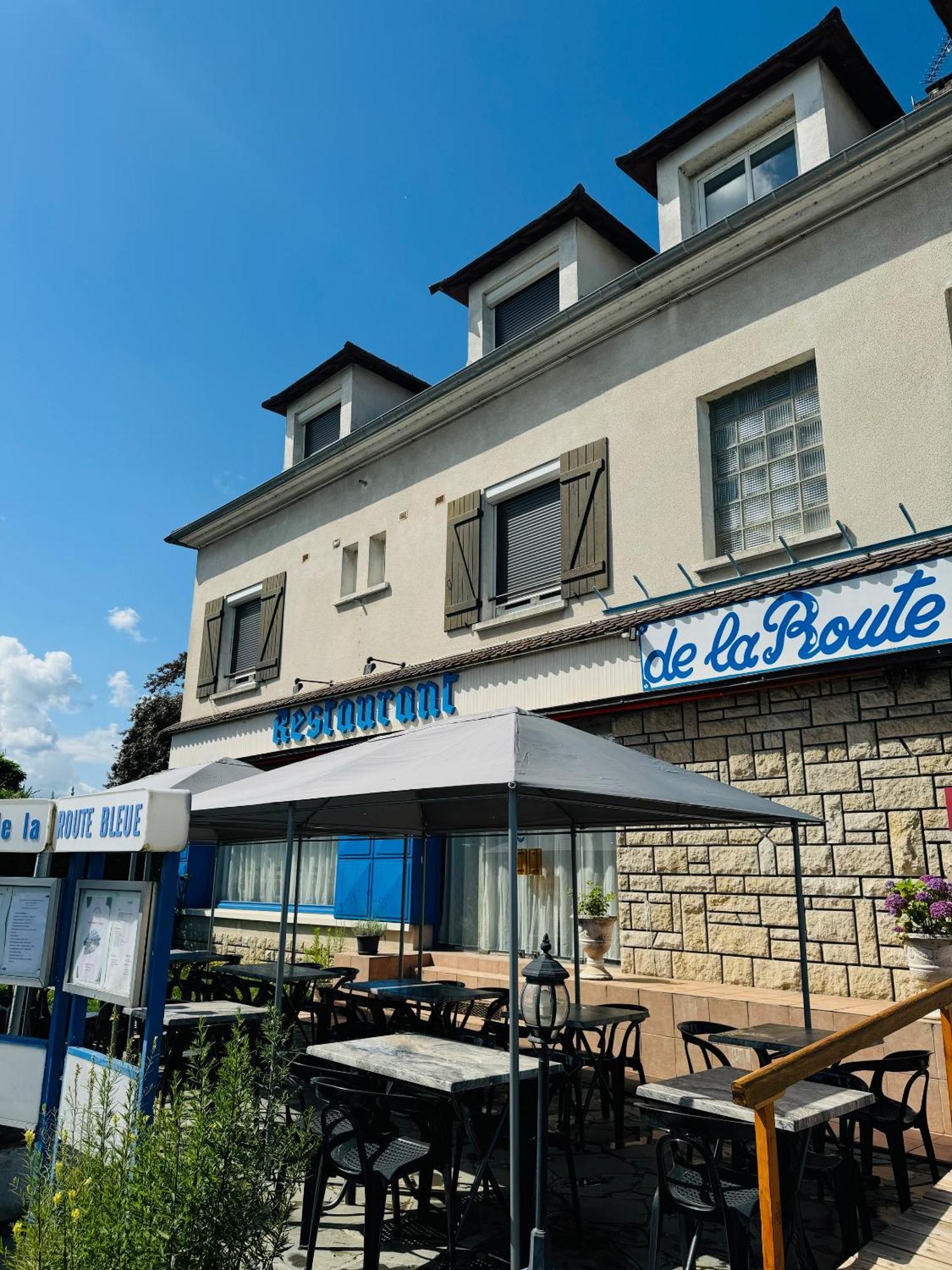 Le Relais De La Route Bleue Hotel Saint-Loup  Bagian luar foto